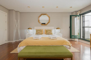 Cathedral Suites-City Center with Terrace